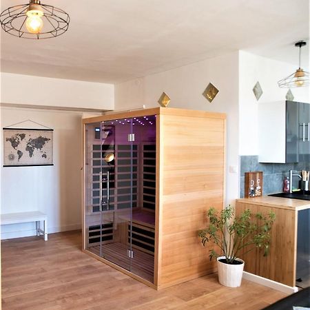 F2 Avec Sauna, Vue D'Exception Place De La Mairie Beauvais Dış mekan fotoğraf