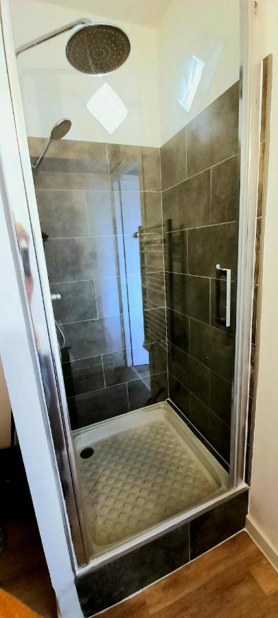 F2 Avec Sauna, Vue D'Exception Place De La Mairie Beauvais Dış mekan fotoğraf